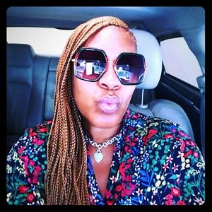 Meet your Posher, Tracy